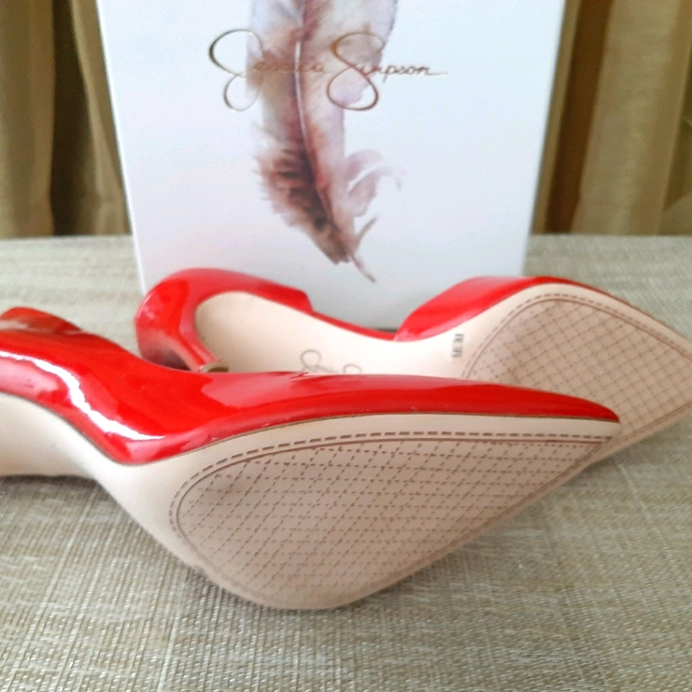 Shoes - Picture 4 of 5